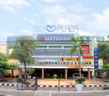 Blu Plaza